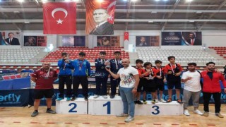 Kocasinanın masa tenisi erkek ve bayan takımı, yine zirvede