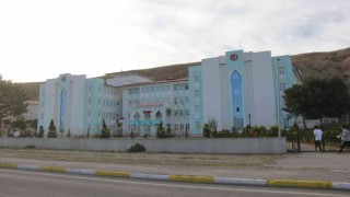 Kokudan etkilenen 11 öğrenci kontrol amaçlı hastaneye kaldırıldı