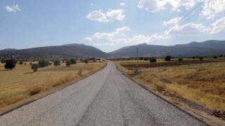 Konya Büyükşehir Akörende mahalle yolu standardını yükseltiyor