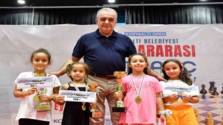 Konyaaltında Uluslararası Satranç Turnuvası sona erdi