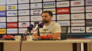 Konyaspor Teknik Direktörü İlhan Palut: “Üç puandan son derece memnunum”