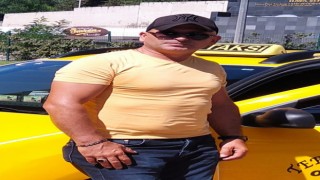 Kopan kaya parçasının çarptığı muhtar hayatını kaybetti