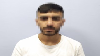 Küçük kız babasıyla kavganın ortasında kaldı