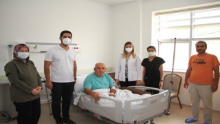 Kula Devlet Hastanesinde pandemi sonrası ilk diz protez ameliyatı