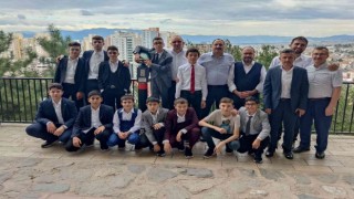 Kütahyada 12 Emir Sultan Kuran Kursu öğrencisi Hafızlık belgesi almaya hak kazandı