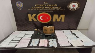 Kütahyadaki tefeci operasyonunda, 5 milyon 397 bin 575 TL tutarında senet ele geçirildi