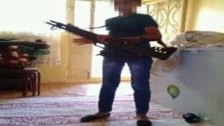 Liseli öğrencilerin tabancayla oyunu ölümle bitti