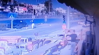 Lüks otomobillerin kazasında kadın sürücü ölümden döndü, yaşadığı korku kameraya yansıdı