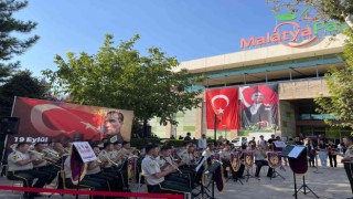 Malatya Park AVMde Gaziler Günü etkinliği