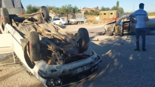 Malatyada iki otomobil çarpıştı: 2 yaralı