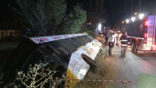 Malatyada yolcu otobüsü yan yattı: 4 yaralı