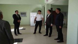 Malazgirt Kaymakamı Bayram iki köyde incelemelerde bulundu