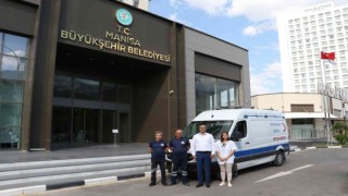 Manisa Büyükşehir Belediyesinin nakil ambulansı hastaların yanında