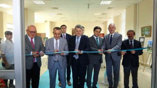 Manisada ‘Özgürlüğün Renkleri fotoğraf sergisi açıldı