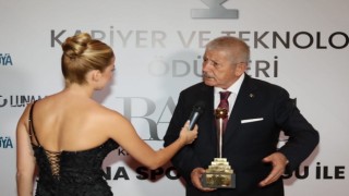 Mehmet Sarıya ‘en başarılı belediye başkanı ödülü