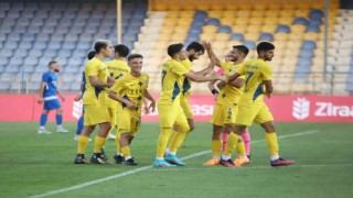 Menemen FK, evinde turladı