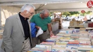 Menteşe Belediyesi kitap fuarı açıldı