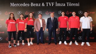 Mercedes-Benz, Voleybol Milli Takımlar ana sponsoru oldu