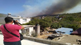 Mersindeki orman yangını sürüyor: 30 ev tedbiren boşaltıldı