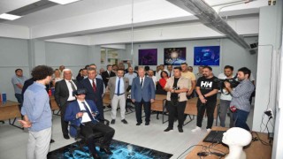 Meslek lisesinde Sanal Gerçeklik Eğitim Sınıfı açıldı