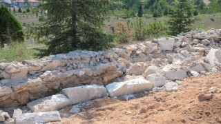 Mezarlıklarda bakım ve onarım çalışmaları
