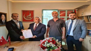 MHP Foça İlçe Başkanlığında bayrak değişimi