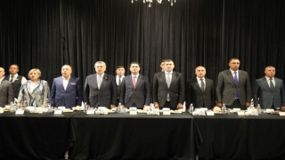 MHPli Özdemir: “Kayseri her yönden tarihi bir güne hazırlanıyor”