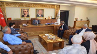 Milletvekili Şahin Tinden Başkan Kaplana övgü