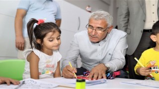 Minik kalplerle buluştu