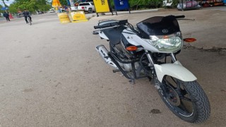Motosikletleri aynı yöntemle çalıp kayıplara karışıyor
