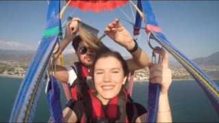 Muğlada kuaför gökyüzünde saç kesti