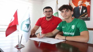 Muğlaspor, genç yeteneklere şans veriyor