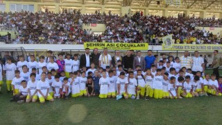 Muş Futbol Akademisinin startı verildi