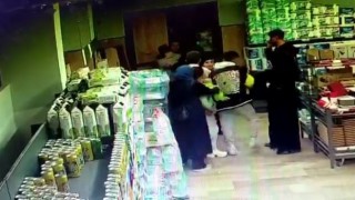 Müşterinin almadığı fişi çöpe attı, tekme tokat dayak yedi
