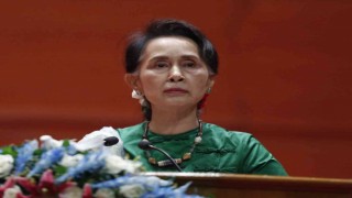 Myanmarın devrik lideri Suu Kyi ve ekonomi danışmanı Turnelle 3er yıl hapis
