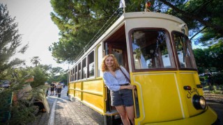 “Nostaljik Tramvay” fuar ziyaretçilerini geçmişe götürüyor