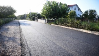 O caddeye 550 ton asfalt serildi