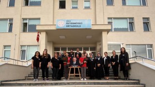 Öğrencileri Varol hocayı unutmadı