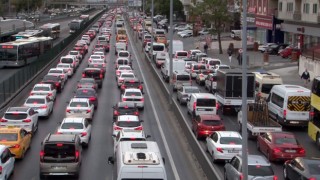 Okullar açıldı, trafik başladı