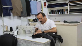 Okulların açılmasıyla terzilerde hareketlilik başladı