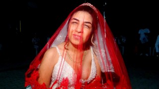 Osmaniye'de Engelli genç kızın beyaz gelinlik hayali gerçek oldu