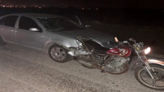 Osmaniyede otomobil motosiklete çarptı: 2 yaralı