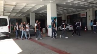 Otomobilleri motor ve şasi numaralarını değiştirip sattıkları iddia edilen 4 kişi tutuklandı