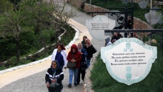 Özlem ve hasretin dile geldiği “Mani Yolu”