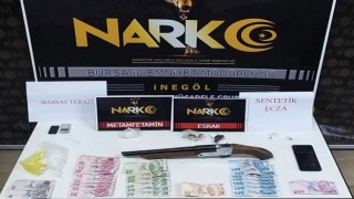 Polis ekiplerinden operasyon: 7 tabanca ele geçirildi