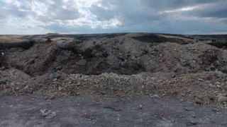 Polisten kaçak döküm alanına hendekli, beton bloklu önlem