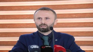 RTEÜnün yeni Rektörü hasta ve hasta yakını gibi davranıp ayağının tozuyla hastaneyi denetlemiş