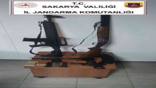 Ruhsatsız silah ticareti yapıyordu, jandarmaya yakalandı