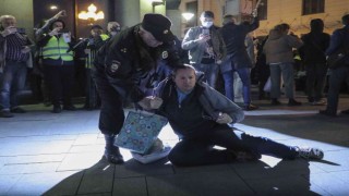 Rusyadaki seferberlik karşıtı protestolarda gözaltı sayısı bini aştı
