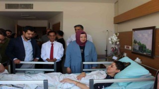 Sağlık Müdürü Demiraydan kazada yaralanan hemşireye ziyaret